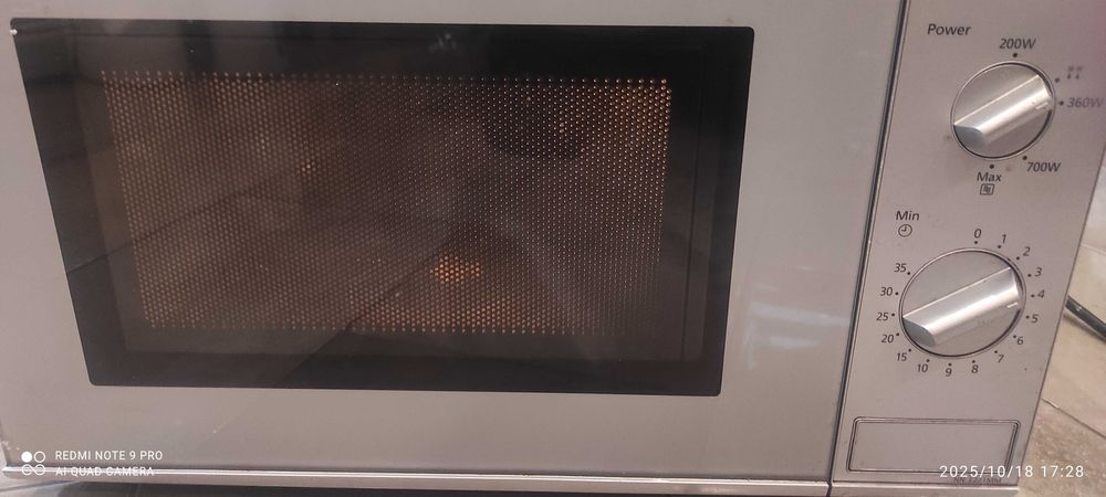 Mikrofalőwka Panasonic i Toshiba