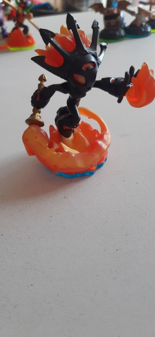 Figurki skylanders