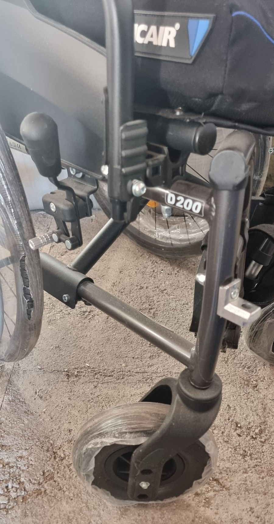 Wózek inwalidzki Vermeiren D200
