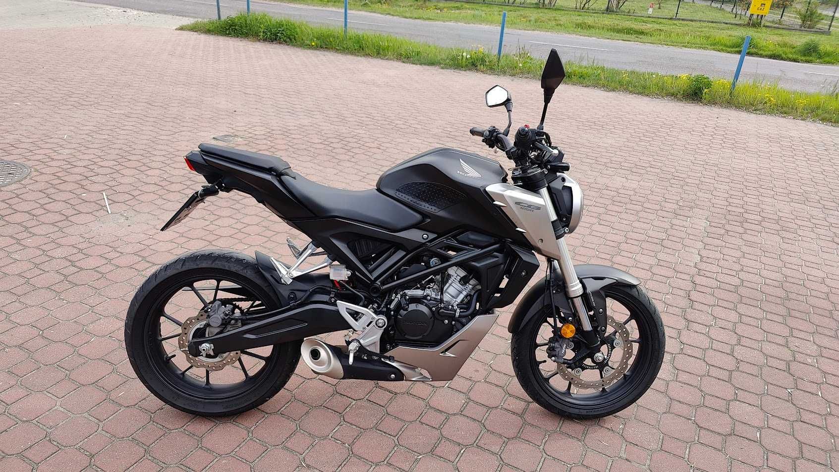 Honda cb125r 2018r