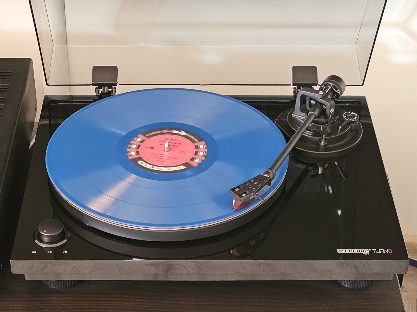 Gramofon Reloop Turn 3