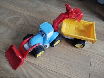 Plastikowa zabawka traktor gumowe koła