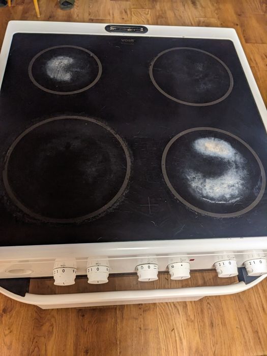 Електроплита з духовку Electrolux