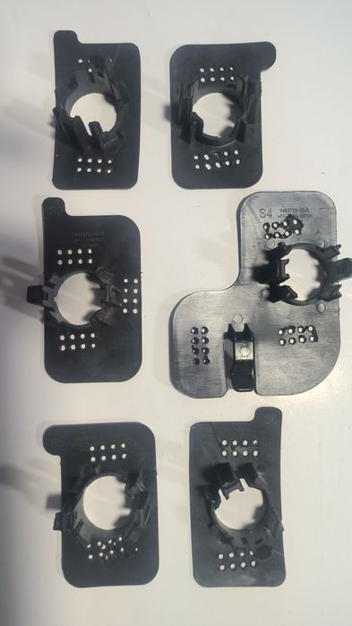 Кріплення парктроніків Tesla model Y