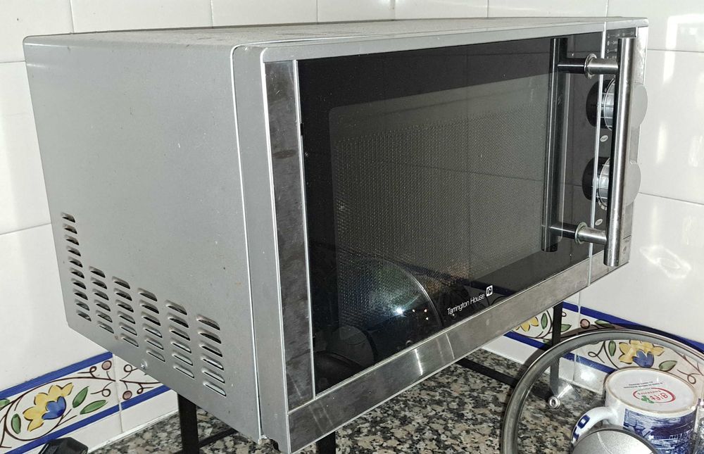 Vendo microondas para peças  Tarrigton House
