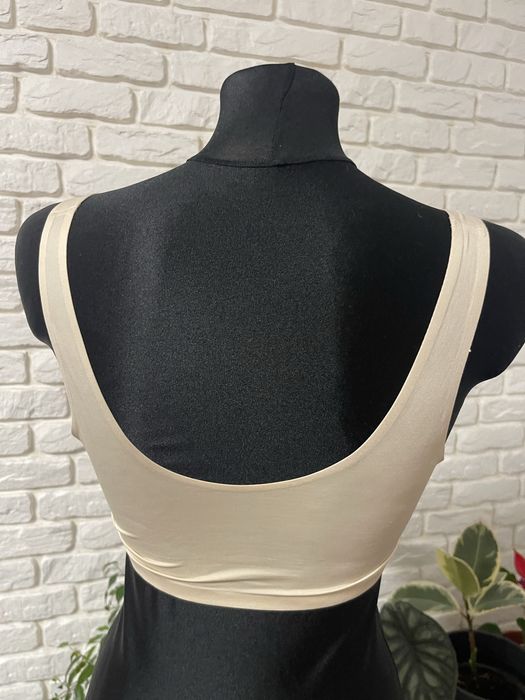 Biustonosz cielisty M