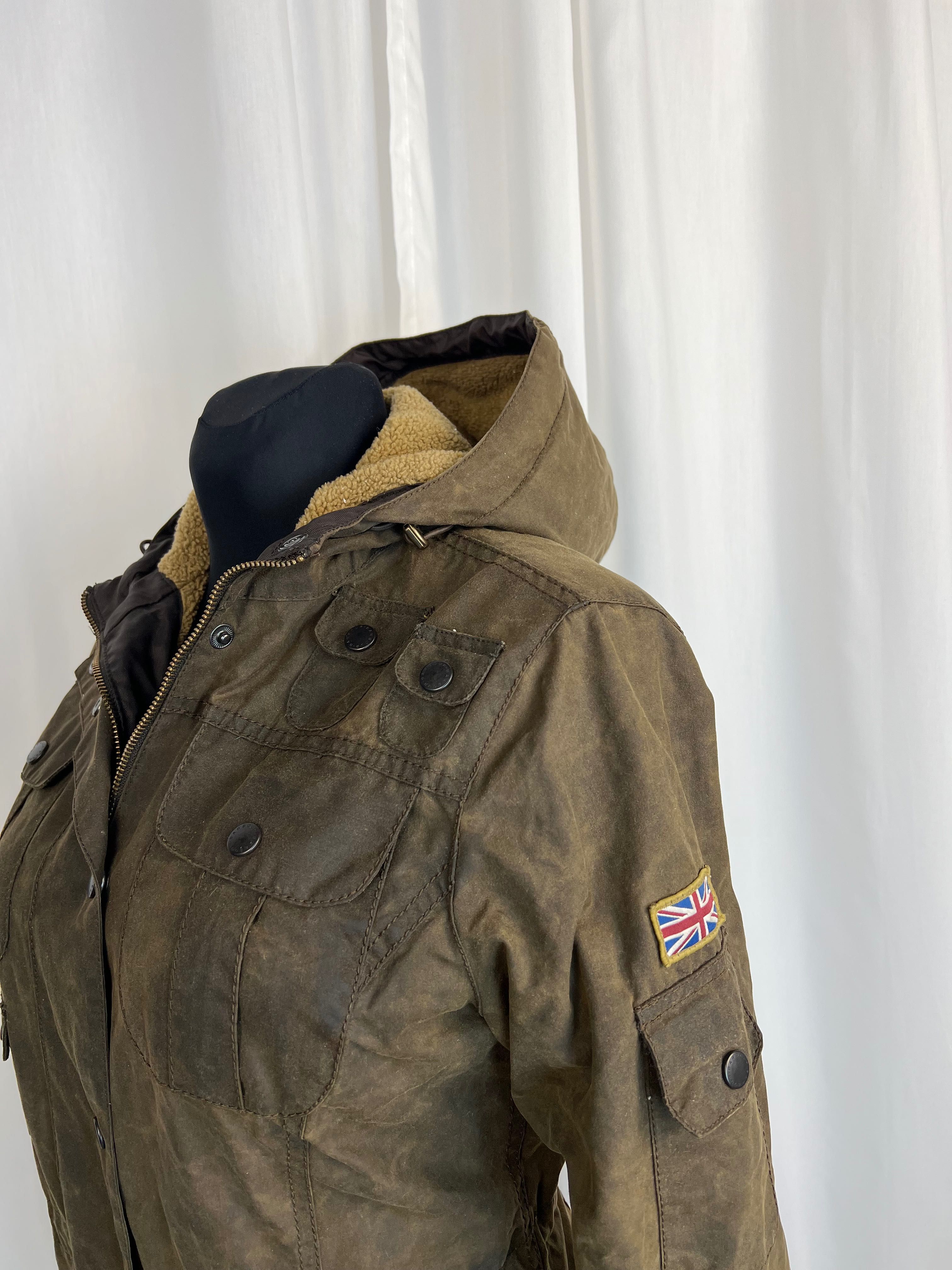 BARBOUR Winter Force Parka утеплена ваксована куртка Барбур