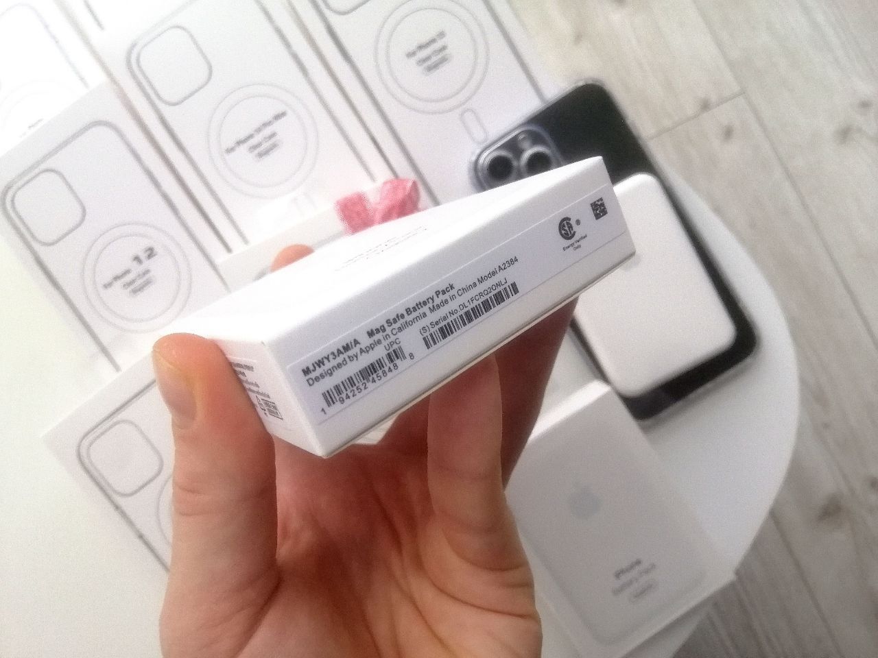 Чехол iPhone 11/12/14/14/15 Pro Max magsafe і Power Bank в подарунок