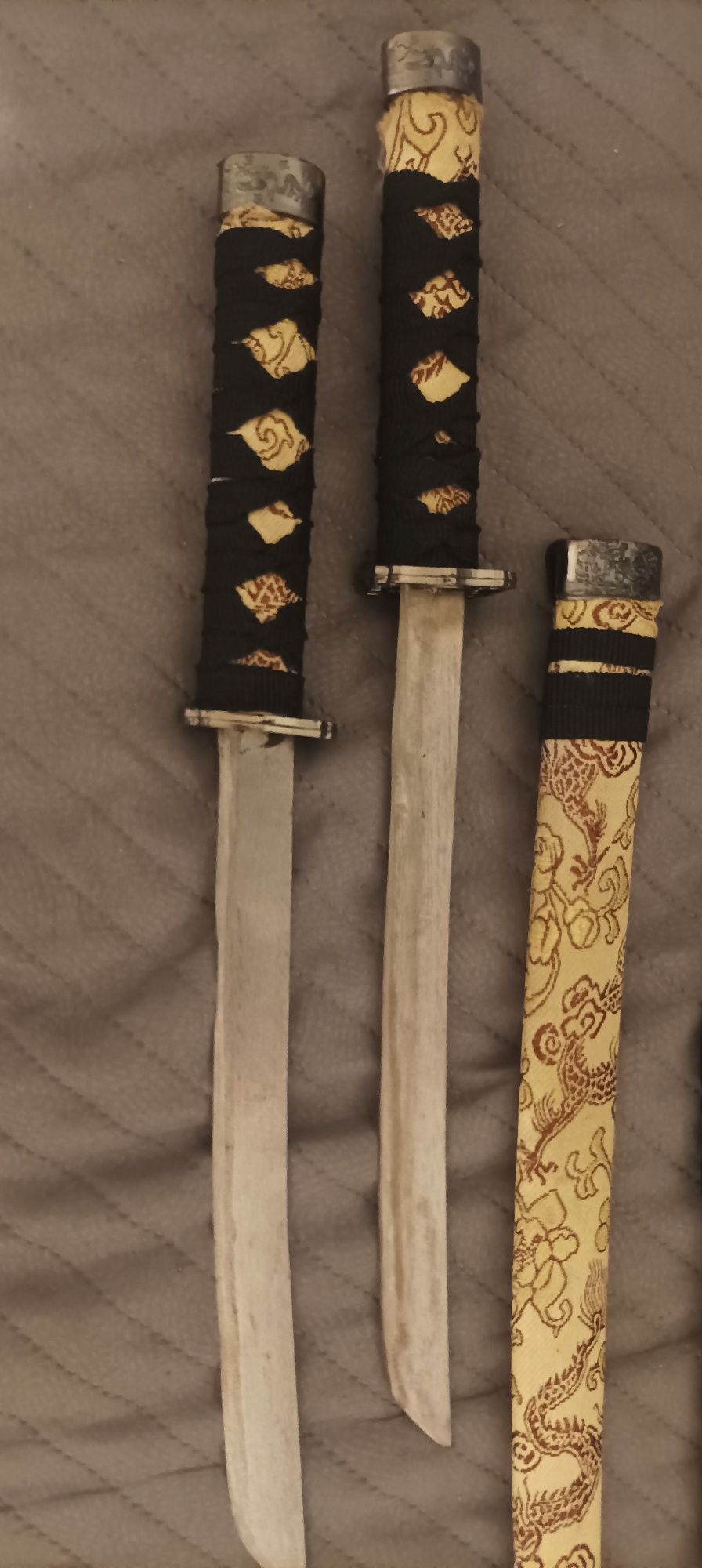 Krótki miecz Katana