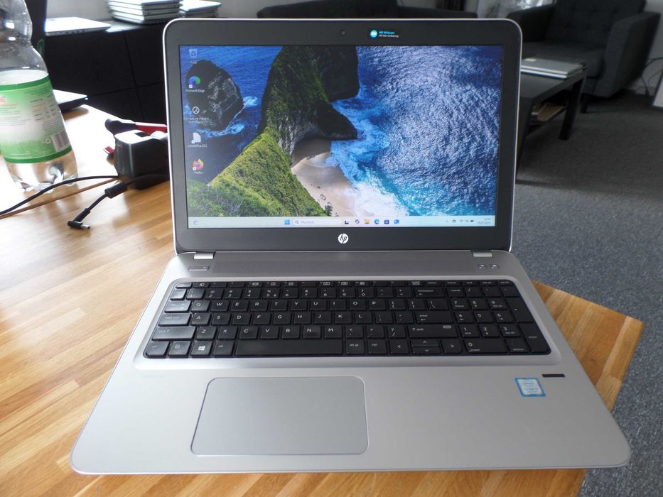 HP ProBook 450 G4 i3 256 SSD 12 GB win 11 laptop