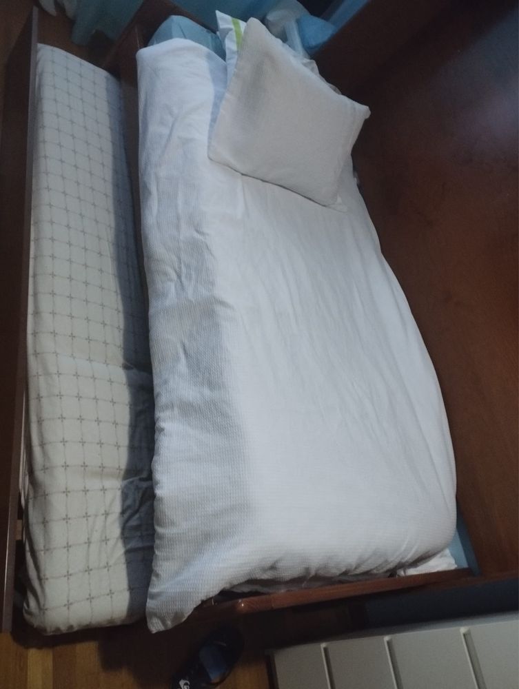 quarto  crianca com 2 camas