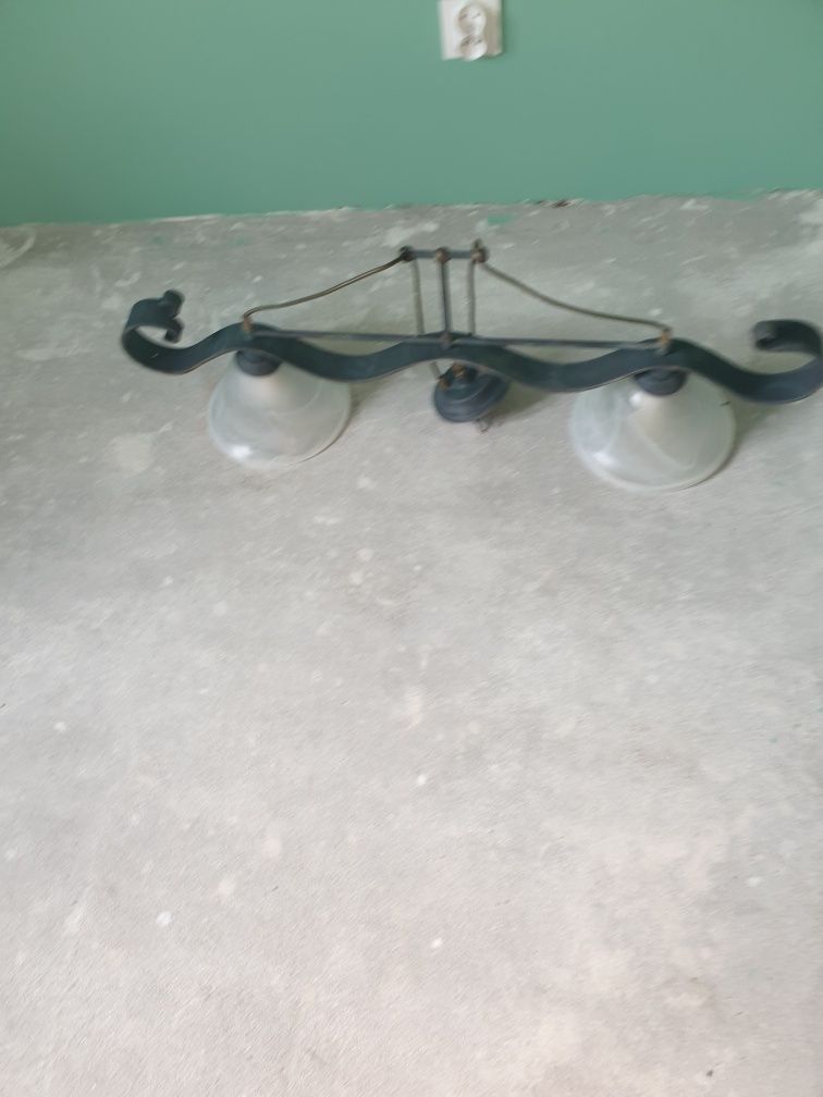 Lampa wisząca kuta podwójna