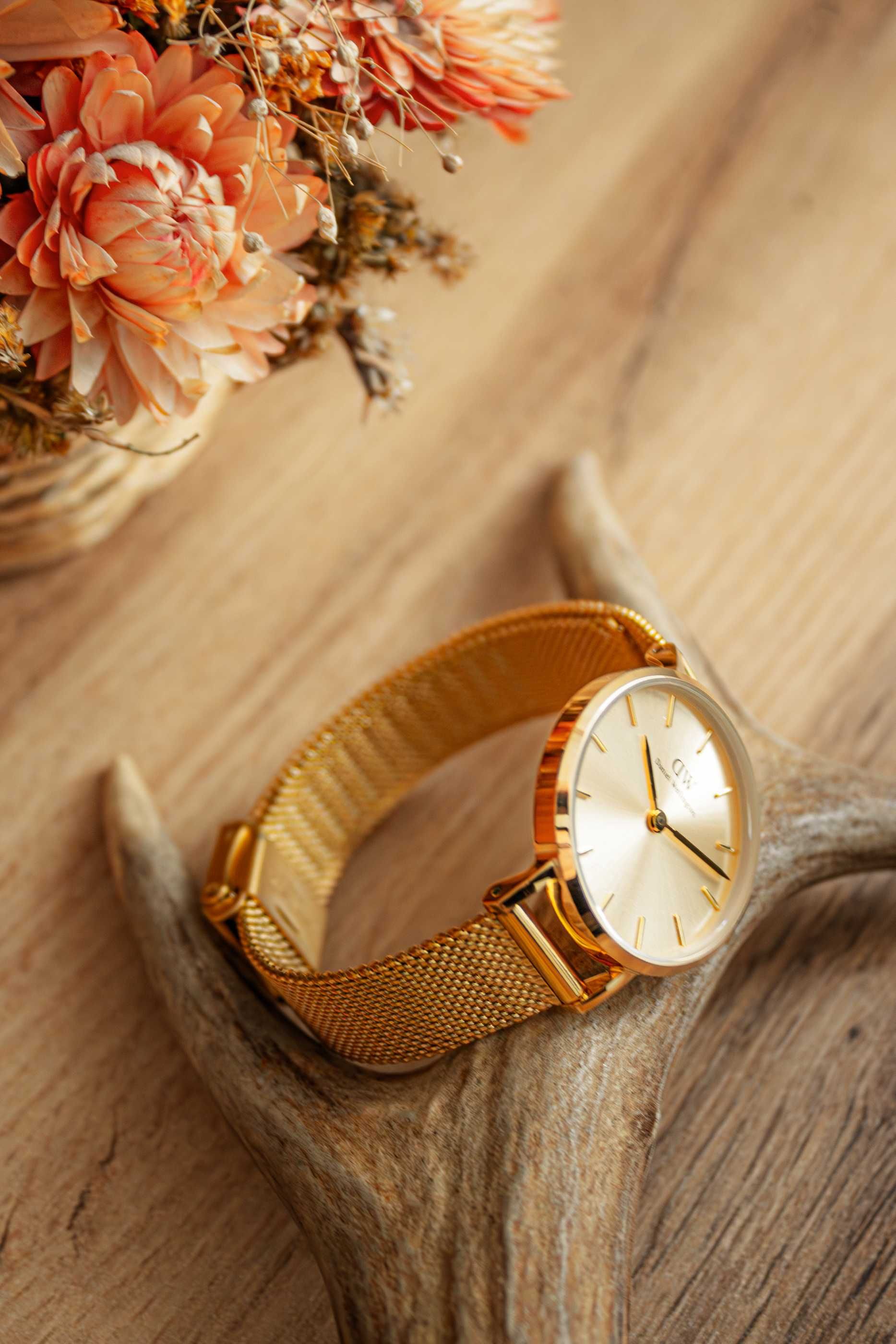 Złoty damski zegarek Daniel Wellington Petite Unitone Gold 28mm