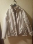 Vende-se parka curta impermeável