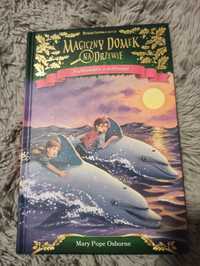 Książka Magiczny domek na drzewie nurkowanie z delfinami