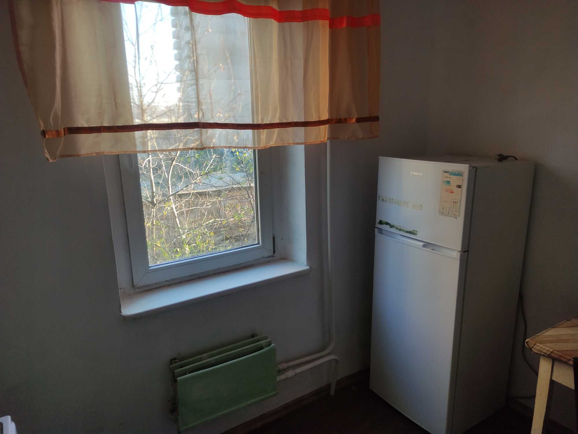 Продам квартиру 2 кімнатну.
