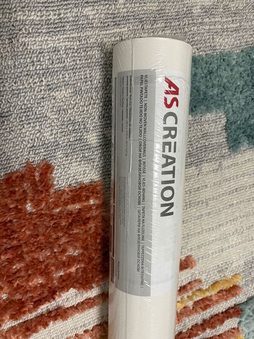 Продам нові шпалери