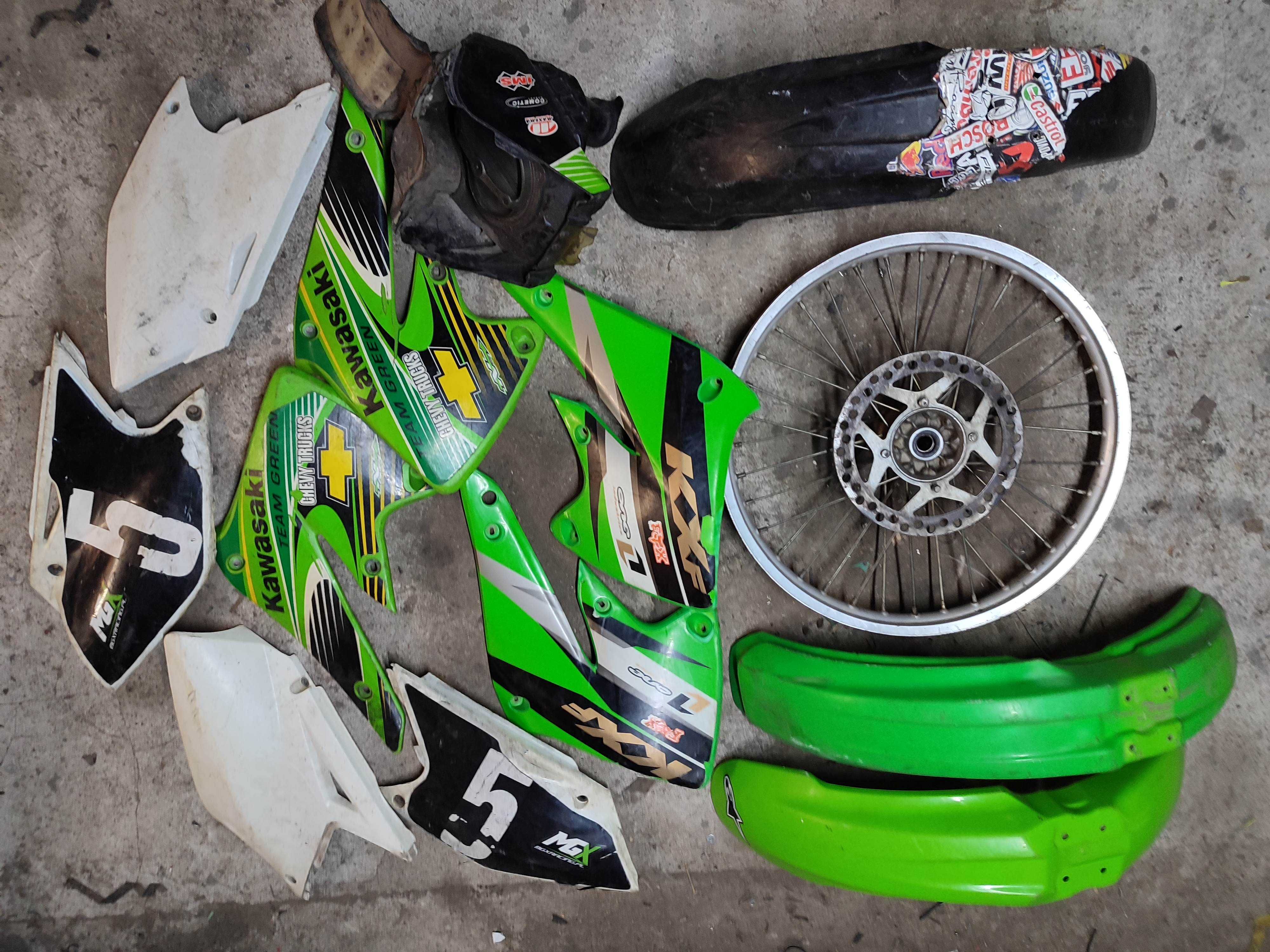 Części cross Kawasaki kx 125 kxf 250 kx 250f gaźnik kosz dekiel koło
