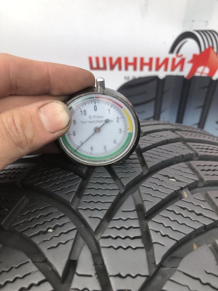 Шини 215/55 R17 пара Toyo 2024p зима 7мм