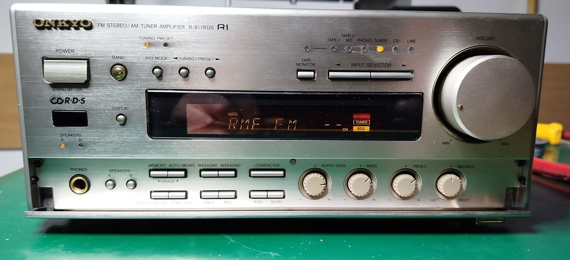 Onkyo r811 z denon sc-m40