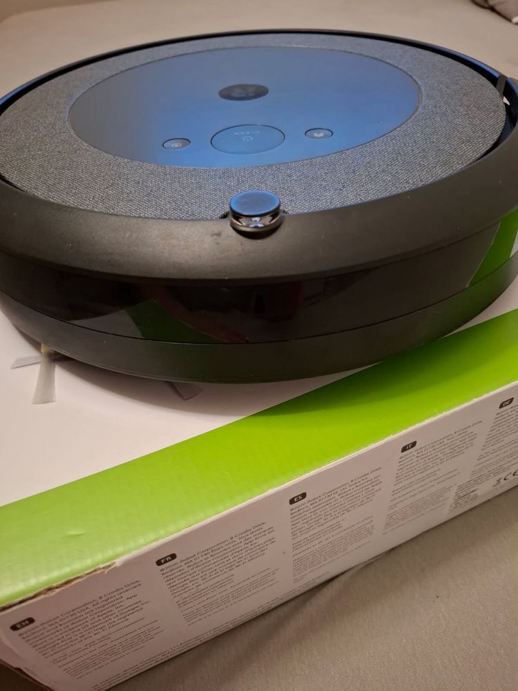 Irobot roomba i3