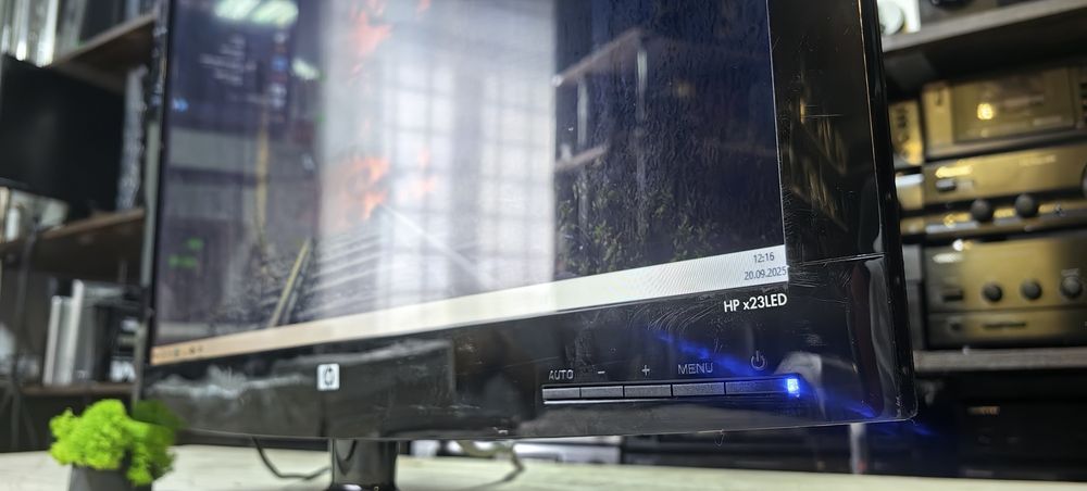 Монітор HP x23LED