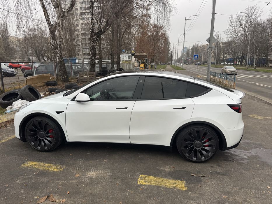Продам Tesla Model Y Performance 2022рік 82квт
