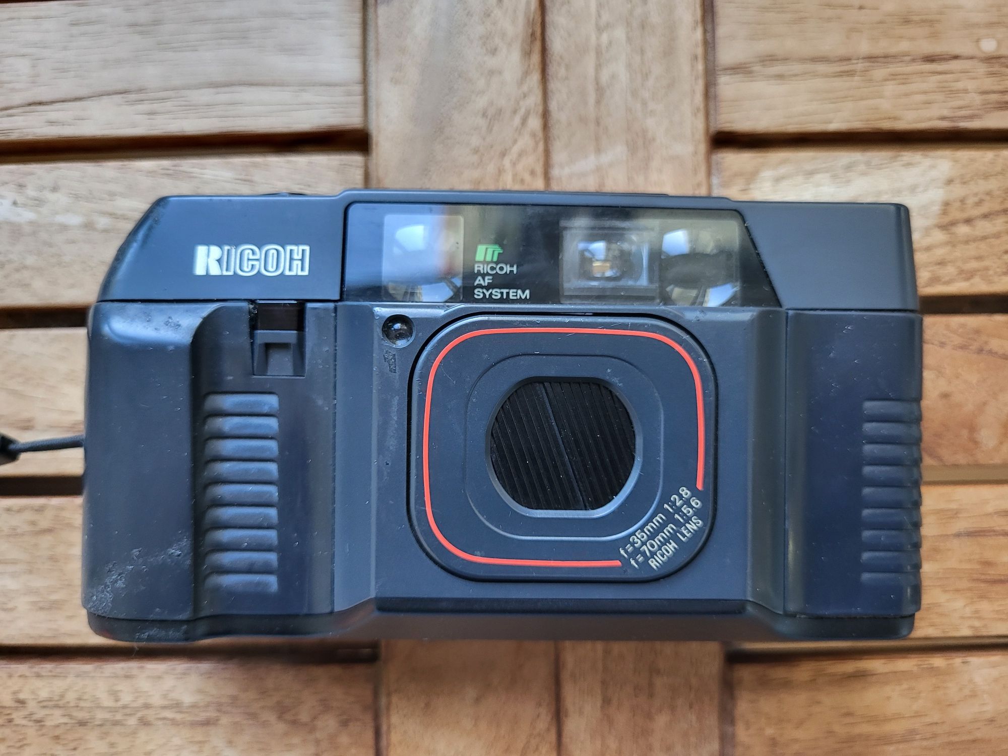 RICOH TF-900 Máquina Fotográfica Em Boas Condições