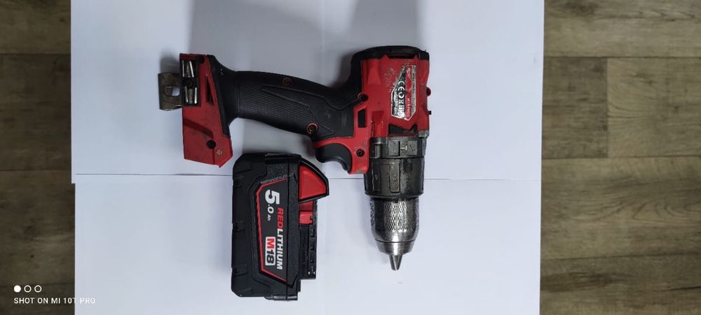 Wiertarko wkrętarka  udarowa milwaukee m18 fdd 2 z baterią 5.0 ah