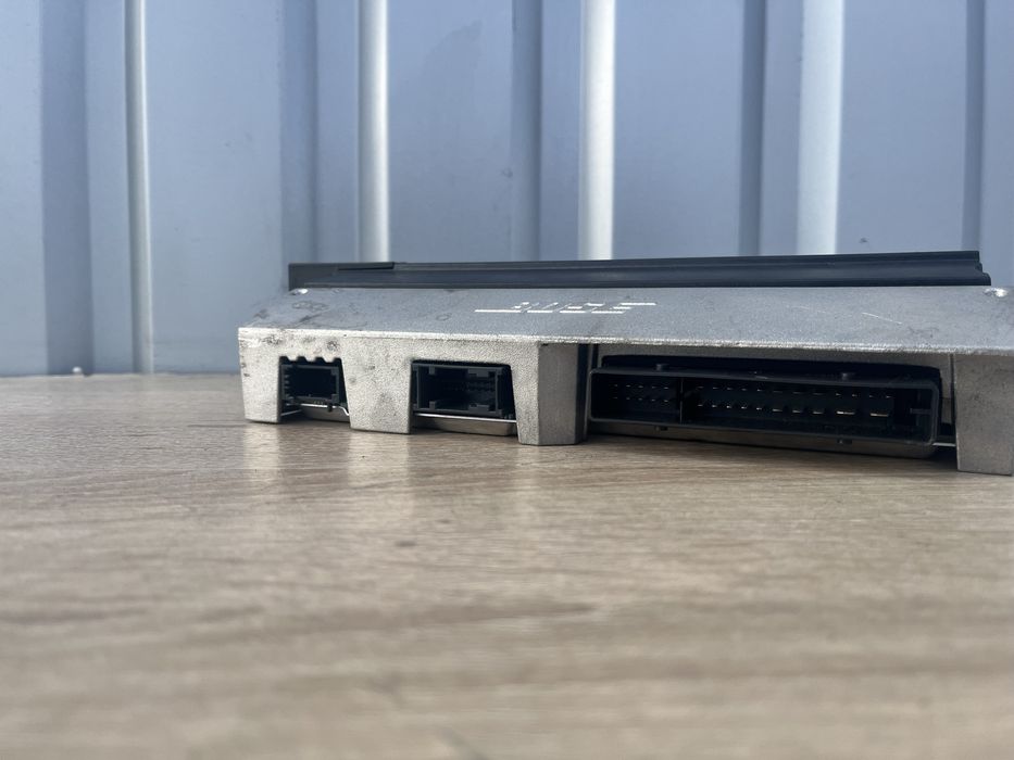 Підсилювач  звуку Bose Audi a6 c6 розборка