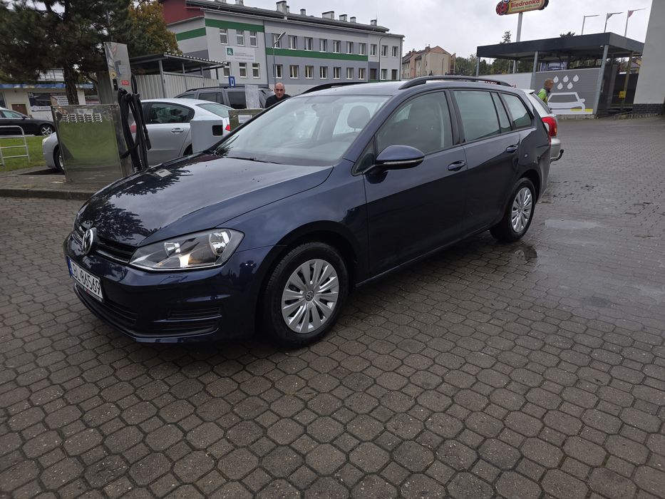 Volkswagen Golf niski przebieg