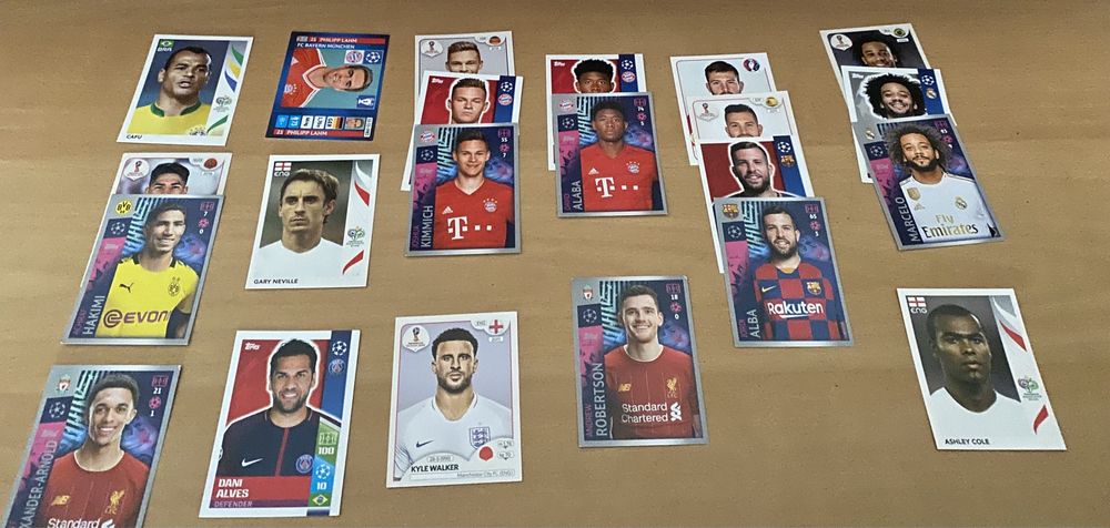 Cromos: Zidane, Beckham, Ronaldinho, Messi, Henry, Rooney, Ibrahimovic