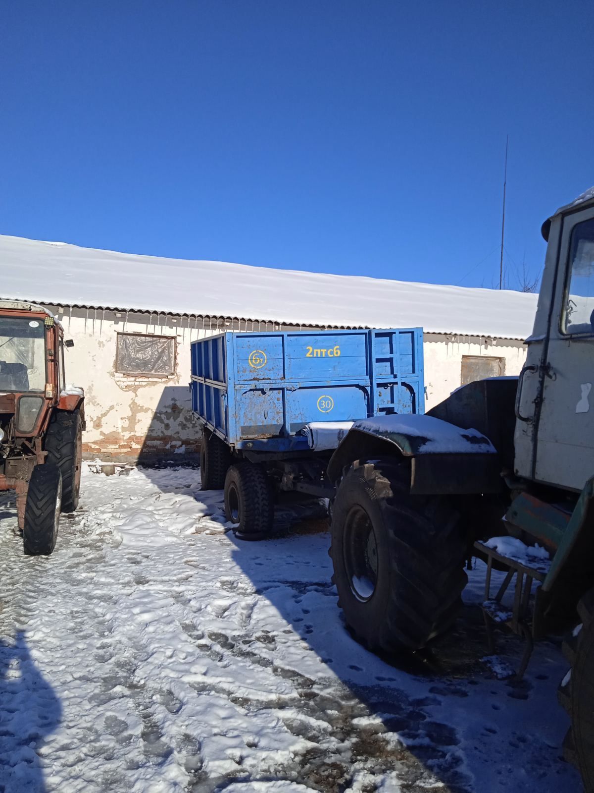 Продам тракторний причіп 2 птс 6 з документами