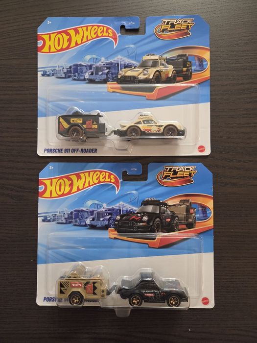 2 x   Porsche off Roader , Hot Wheels