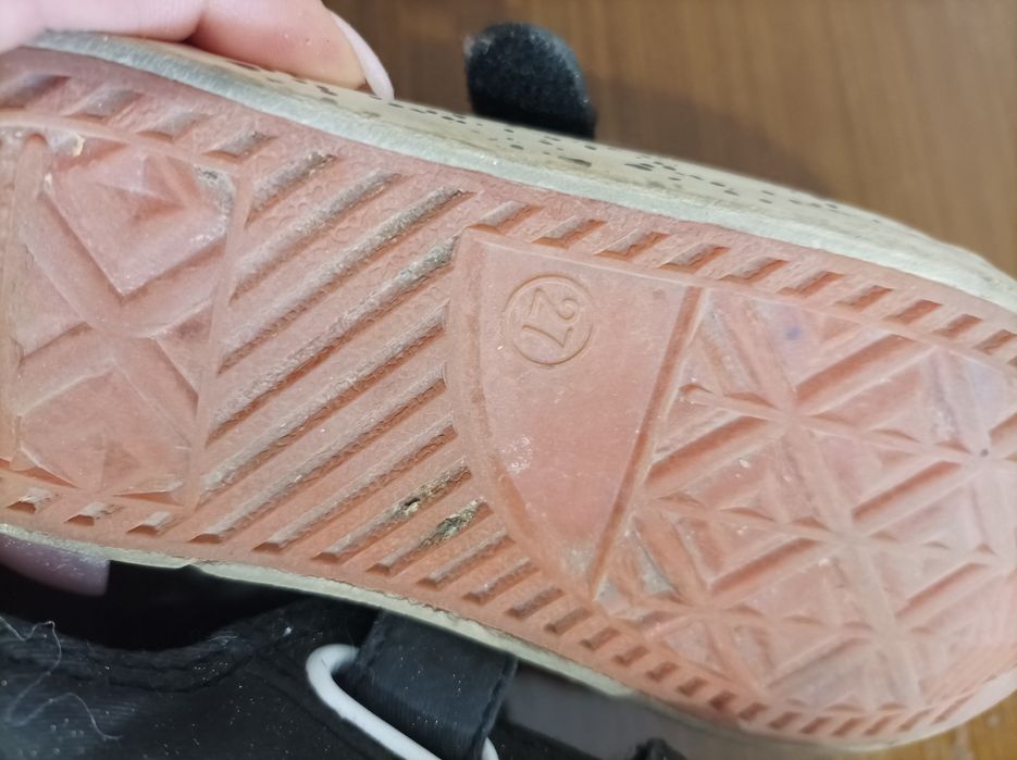 Кеди для дівчинки