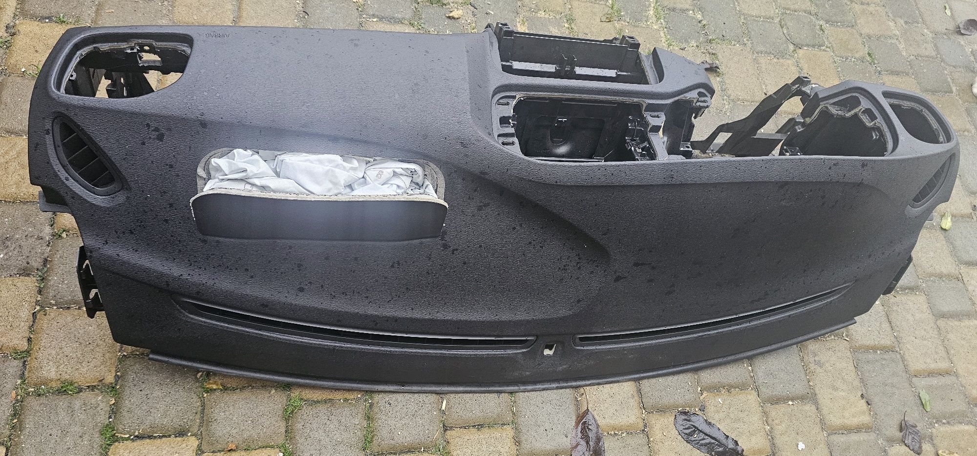 Konsola Kokpit Deska rozdzielcza Volvo v40 II 2014