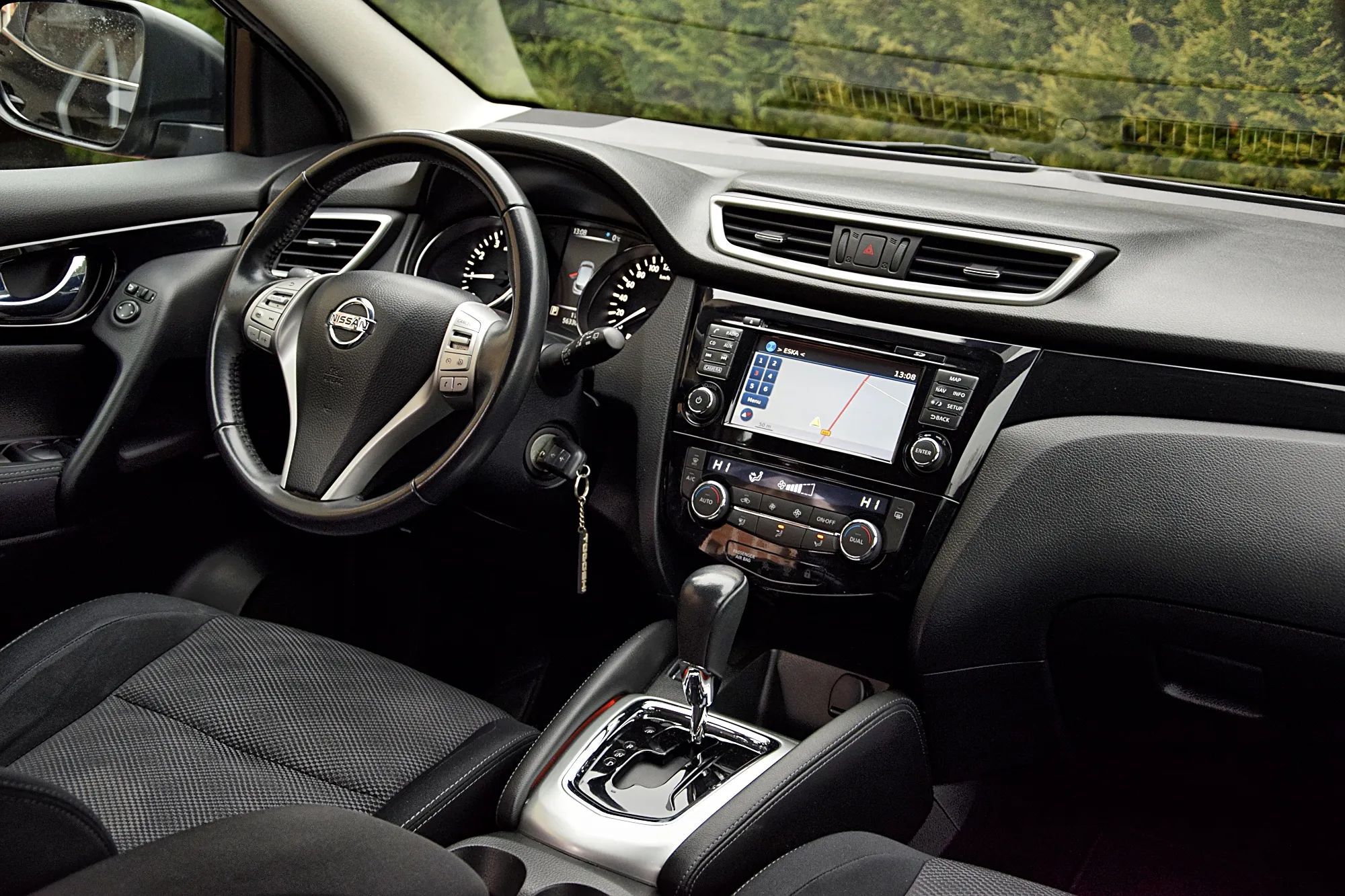 Nissan Qashqai Nissan Qashqai 1.2 Dig-T Acenta + Connect Pack Xtronic