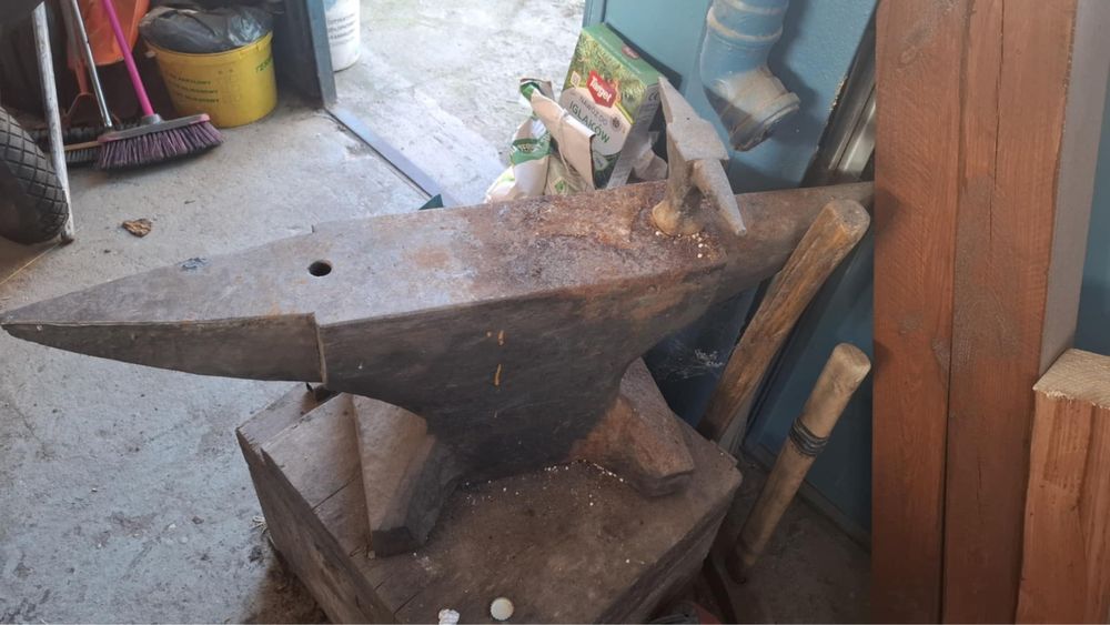 Kowadło Kowalskie 300 kg