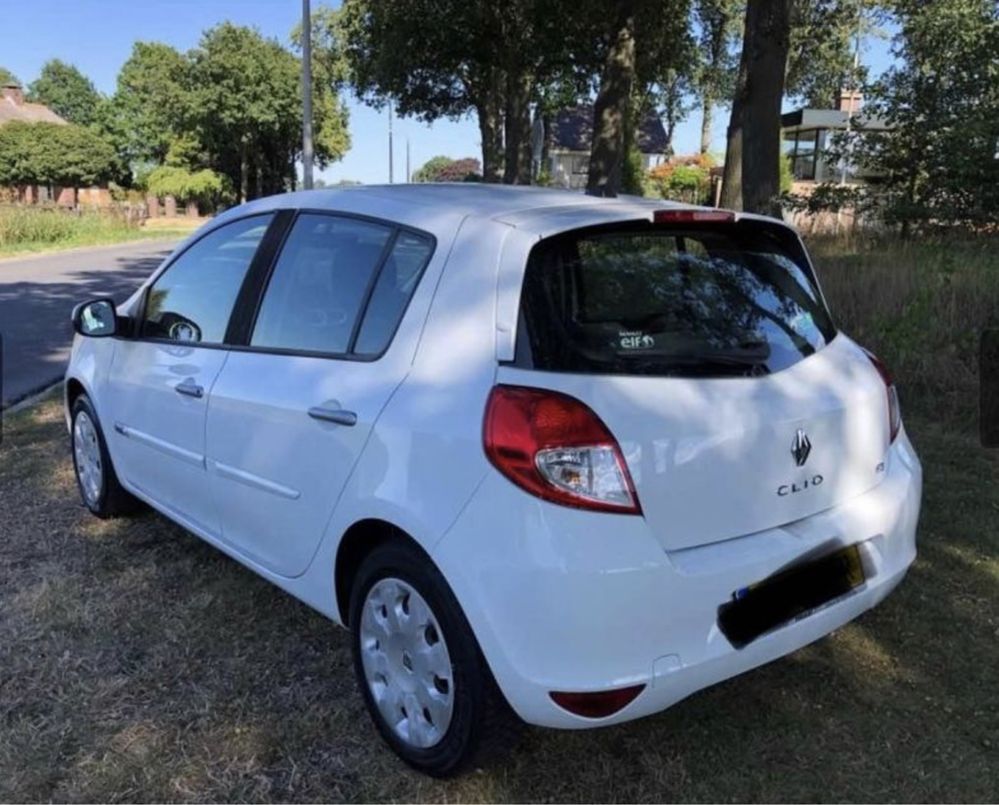 Renault Clio 1.5 Diesel 2010 5 lugares