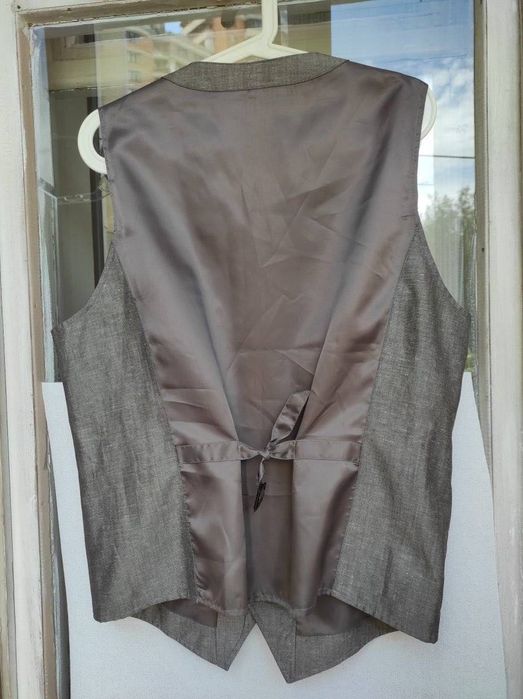 Стильная мужская жилетка DEVRED ( размер - XL )