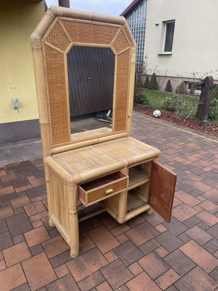 Witryna, toaletka boho, ratanowa,bambus z lustrem
