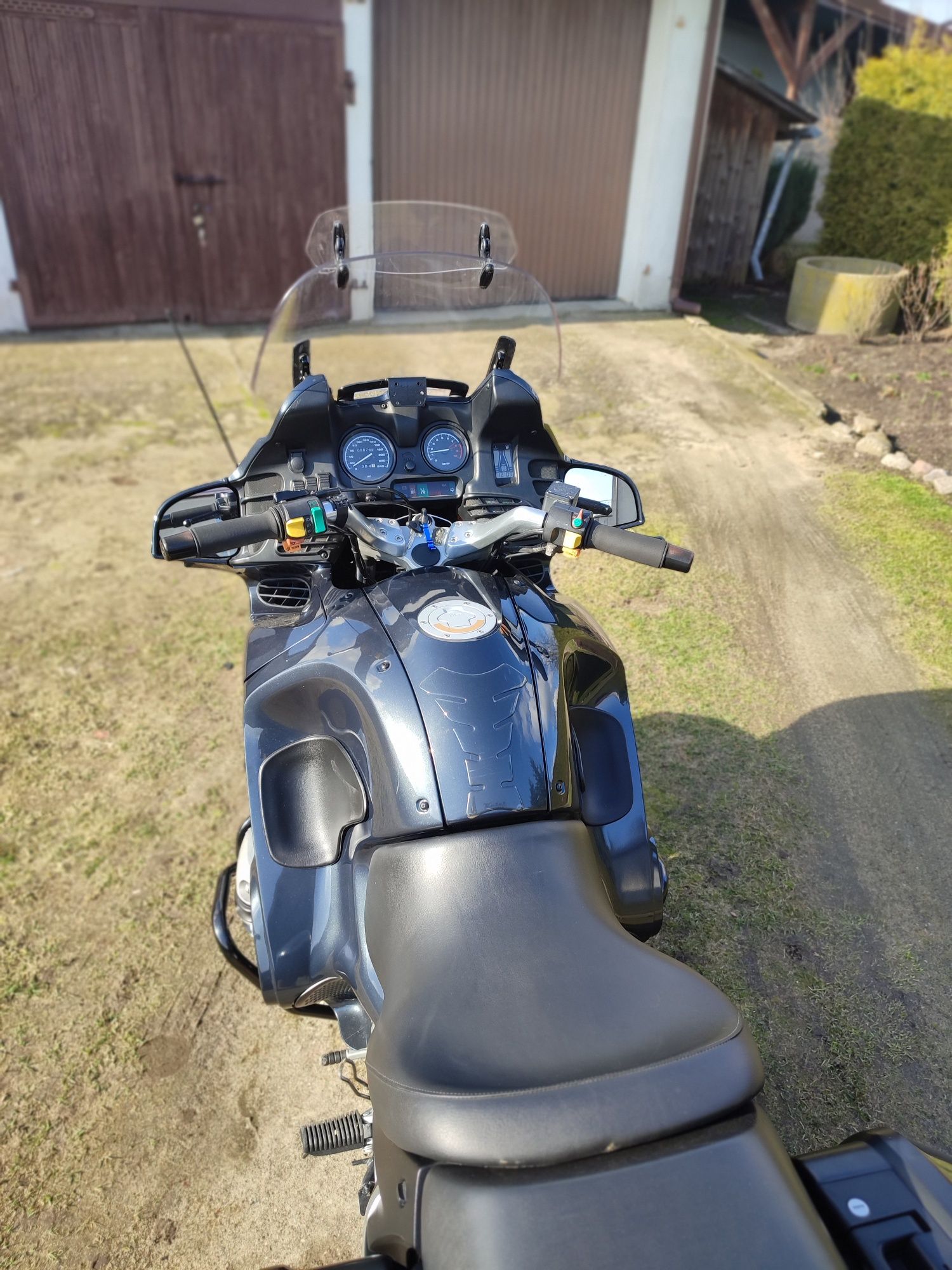 Sprzedam BMW r 1100 rt ,2000 r,55 tys km