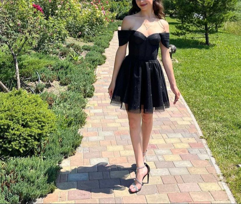 Сукня на випускний