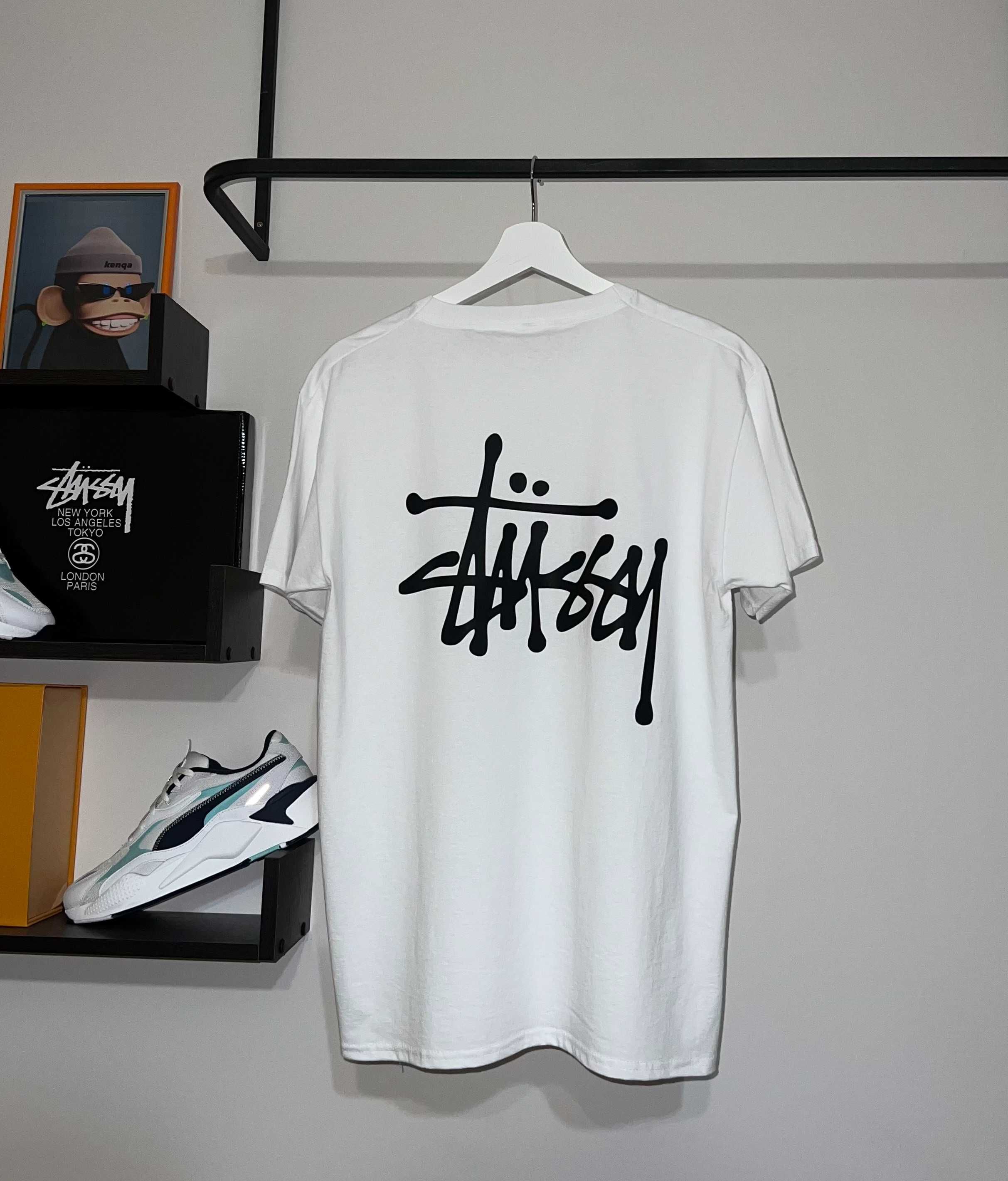 Футболка Stussy (білого кольору)