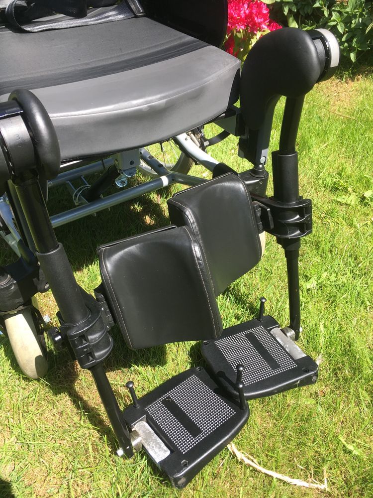 Invacare Rea Clematis 39 wózek inwalidzki jak nowy !