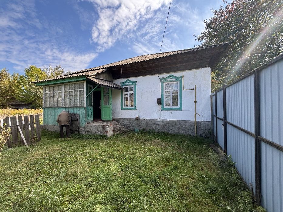 Продам будинок в центрі міста