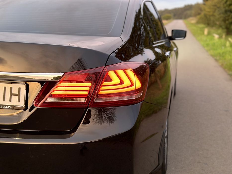 Honda Accord 2015 рік
