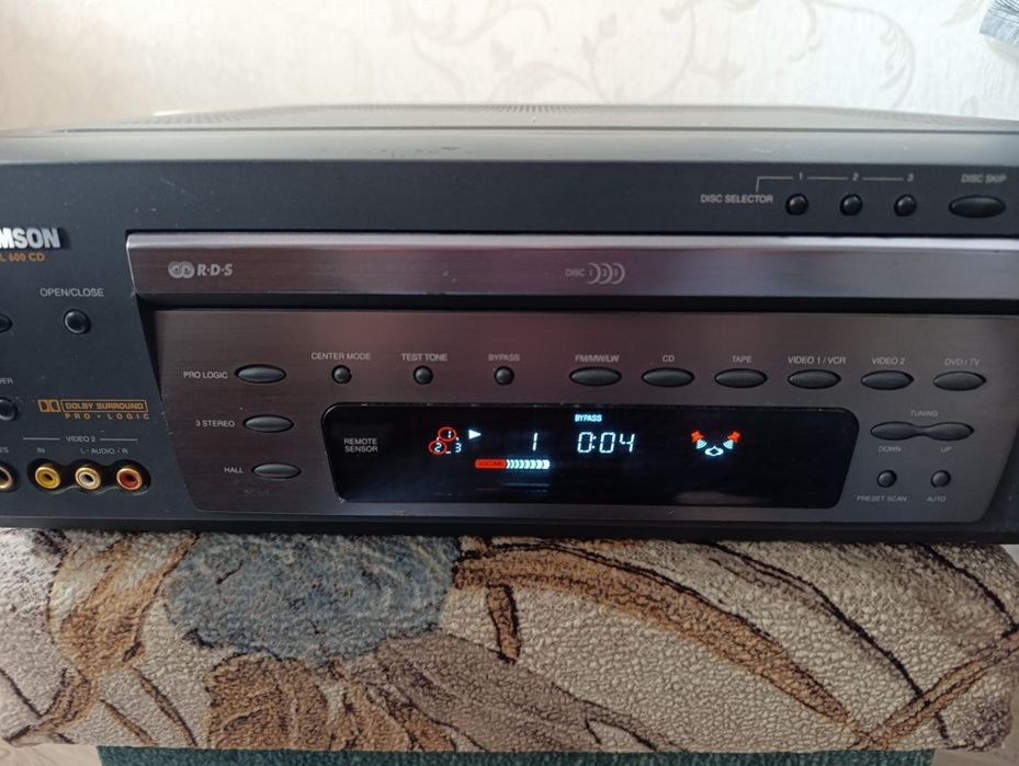 Ресивер з програвачем cd дисків