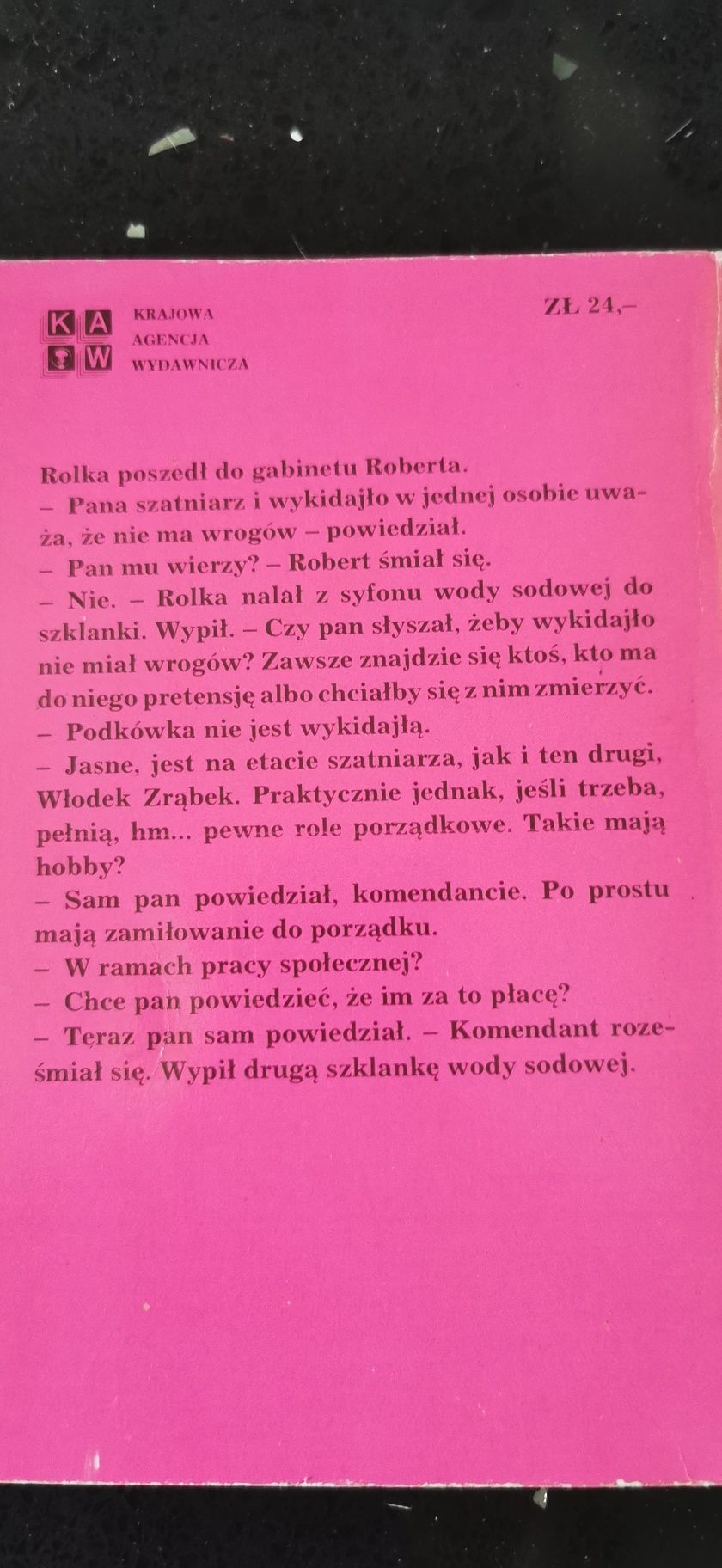 Stabilne życie Roberta K.


Andrzej Gerłowski