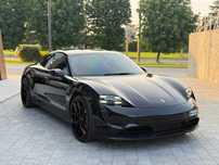 Porsche Taycan 2022
